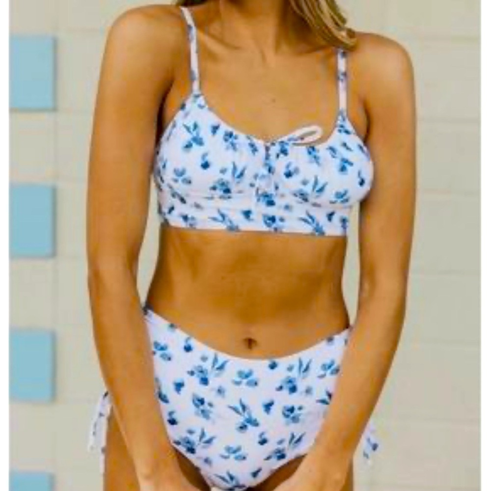 Roolee White Blue Floral Lined Padded Two Piece Swimwear In Size XL
